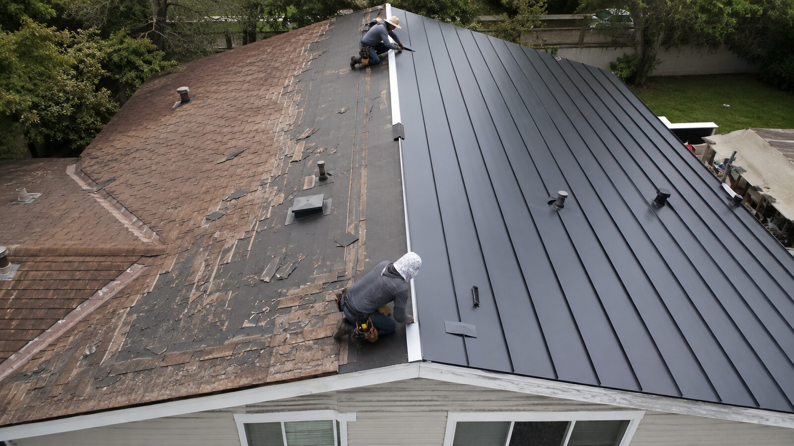 Metal roof replacement in Miami, FL